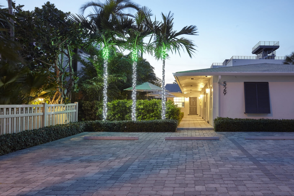Exteriors Deerfield Beach Vacation Rentals